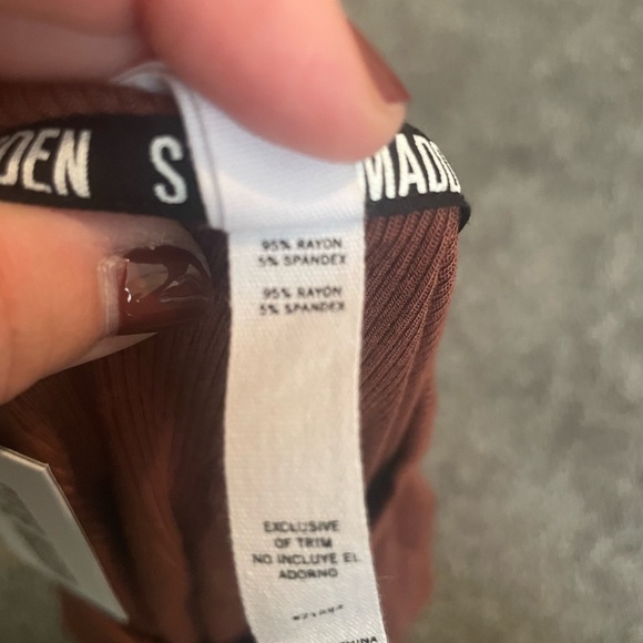 NWT Steve Madden ribbed tee-medium - Picture 2 of 3